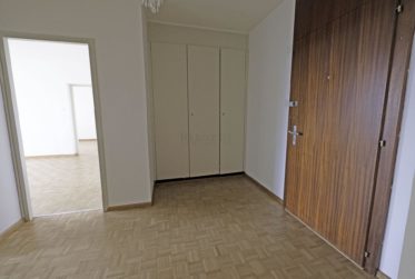 Appartement de 4 pièces sis au 8ème et dernier étage, Résidence Apollo