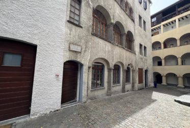 Local commercial en vieille ville de Sion
