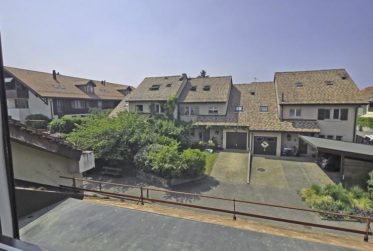 Au coeur du village de Meinier, joli 4.0 pièces traversant et très calme
