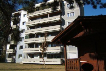 Confortable appartement de 4,5 pièces dans quartier calme - immeuble résidentiel