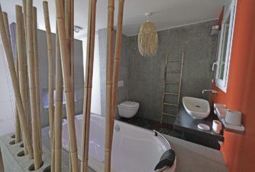 A VENDRE - Montreux-Veytaux, Superbe appartement contemporain de 3.5 pièces en bord de lac, avec terrasse et vue spectaculaire