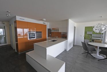 A VENDRE - Montreux-Veytaux, Superbe appartement contemporain de 3.5 pièces en bord de lac, avec terrasse et vue spectaculaire