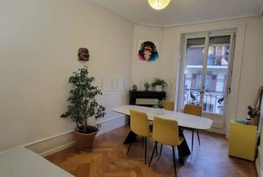 Bel appartement de 4.0 pièces dans immeuble d'époque !
