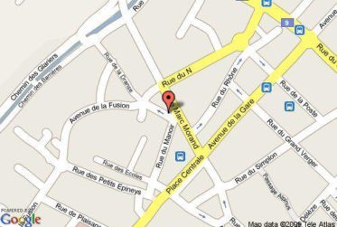 Bel appartement en plein centre de Martigny dans immeuble de charme.