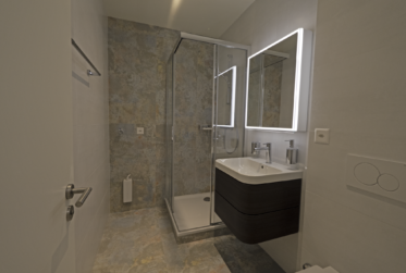 Miremont, Champel, appartement de standing avec balcon et dégagement