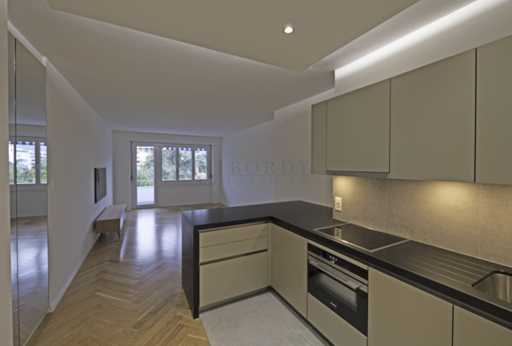 Miremont, Champel, appartement de standing avec balcon et dégagement