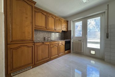 Beau et spacieux 3.5 pièces au calme avec deux grands balcons proche hôpital