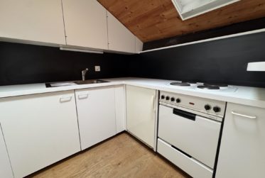 Charmant studio sous combles au cœur de la vieille ville de Sion