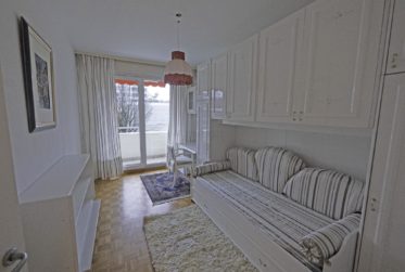 Versoix, spacieux appartement meublé (ou non meublé) de 5 pièces, très fonctionnel, avec grand balcon donnant sur parc !
