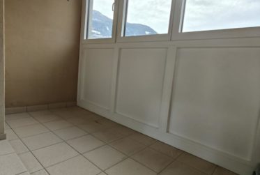 Grand 4,5 pièces rafraichi proche de la gare à Ardon