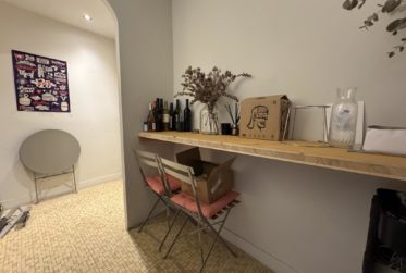 Charmante arcade commerciale en vieille ville de Sion