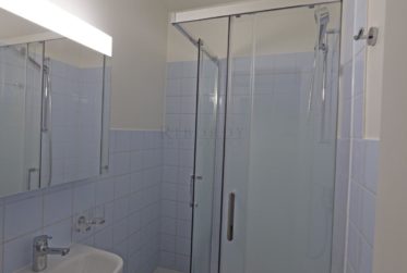 OFFRE ACCEPTEE LE 01.04.2026 - EN PROCEDURE SIGNATURE - Dans un décor verdoyant et paisible, appartement spacieux et lumineux, rénové, avec doubles terrasses et jardins !