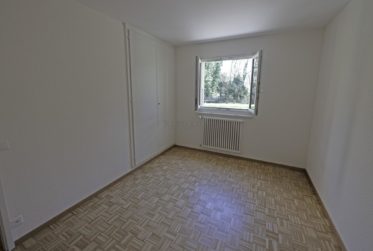 OFFRE ACCEPTEE LE 01.04.2026 - EN PROCEDURE SIGNATURE - Dans un décor verdoyant et paisible, appartement spacieux et lumineux, rénové, avec doubles terrasses et jardins !