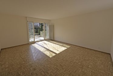 OFFRE ACCEPTEE LE 01.04.2026 - EN PROCEDURE SIGNATURE - Dans un décor verdoyant et paisible, appartement spacieux et lumineux, rénové, avec doubles terrasses et jardins !