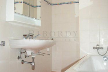 Corsier au calme, dans belle bâtisse campagnarde, appartement de 3.5 pièces !