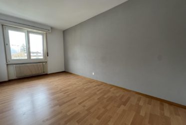 Agréable appartement de 3.5 pièces avec balcon et vue dégagée