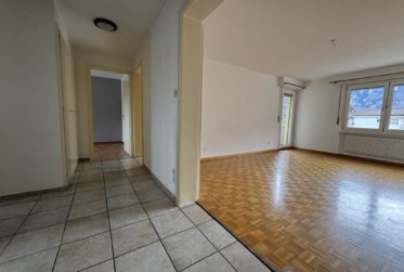 Agréable appartement de 3.5 pièces avec balcon et vue dégagée