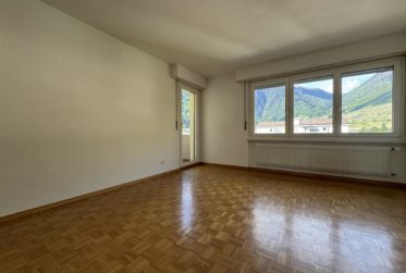 Agréable appartement de 3.5 pièces avec balcon et vue dégagée