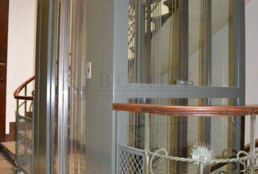 Appartement de 2.0 pièces meublé dans immeuble d'époque !