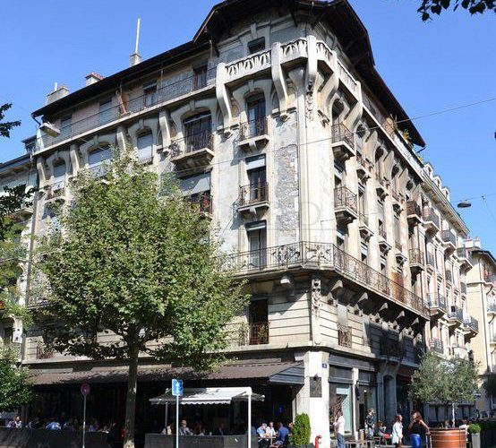 Appartement de 2.0 pièces meublé dans immeuble d'époque !