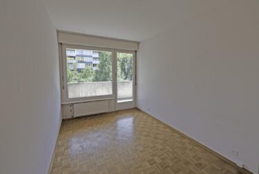 Au coeur du quartier de Florissant, lumineux 5 pièces, balcon, parking intérieure !