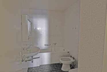 Au coeur du quartier de Florissant, lumineux 5 pièces, balcon, parking intérieure !