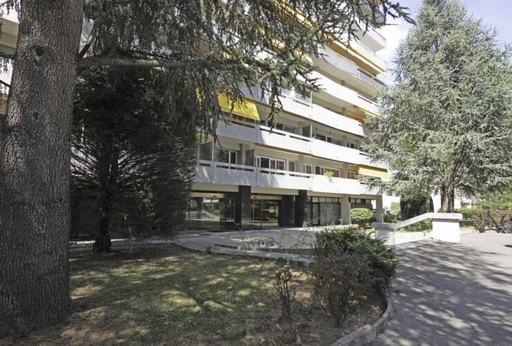 Au coeur du quartier de Florissant, lumineux 5 pièces, balcon, parking intérieure !