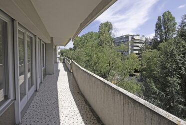 Au coeur du quartier de Florissant, lumineux 5 pièces, balcon, parking intérieure !