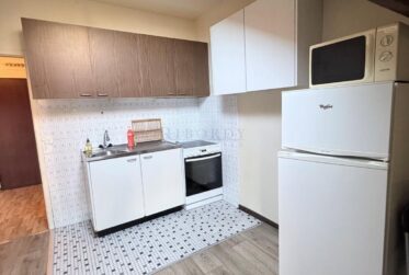 Appartement de 2.0 pièces meublé dans immeuble d'époque !